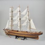 1437 8349 SHIP MODEL